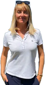 Porträt von Myriam, der erfahrenen Immobilienmaklerin für den Ammersee und die umliegende Region.